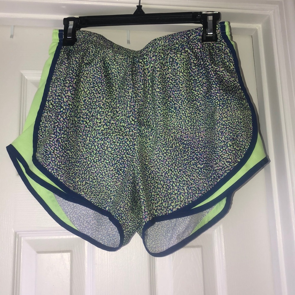 Nike Dri fit short size large